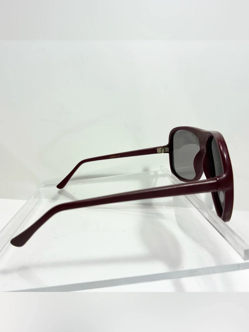 70s 80s Foster Grant Burgundy Plastic Frame Oversized Men’s Sunglasses Vintage